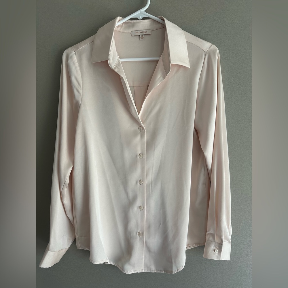 Skies are Blue Women's Button-Up Blouse - Light Pink/Peach